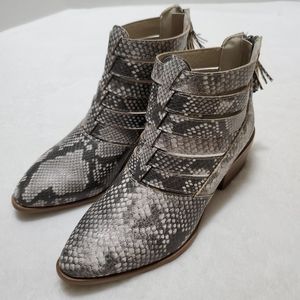 Fergalicious faux snake print ankle boots Size 6